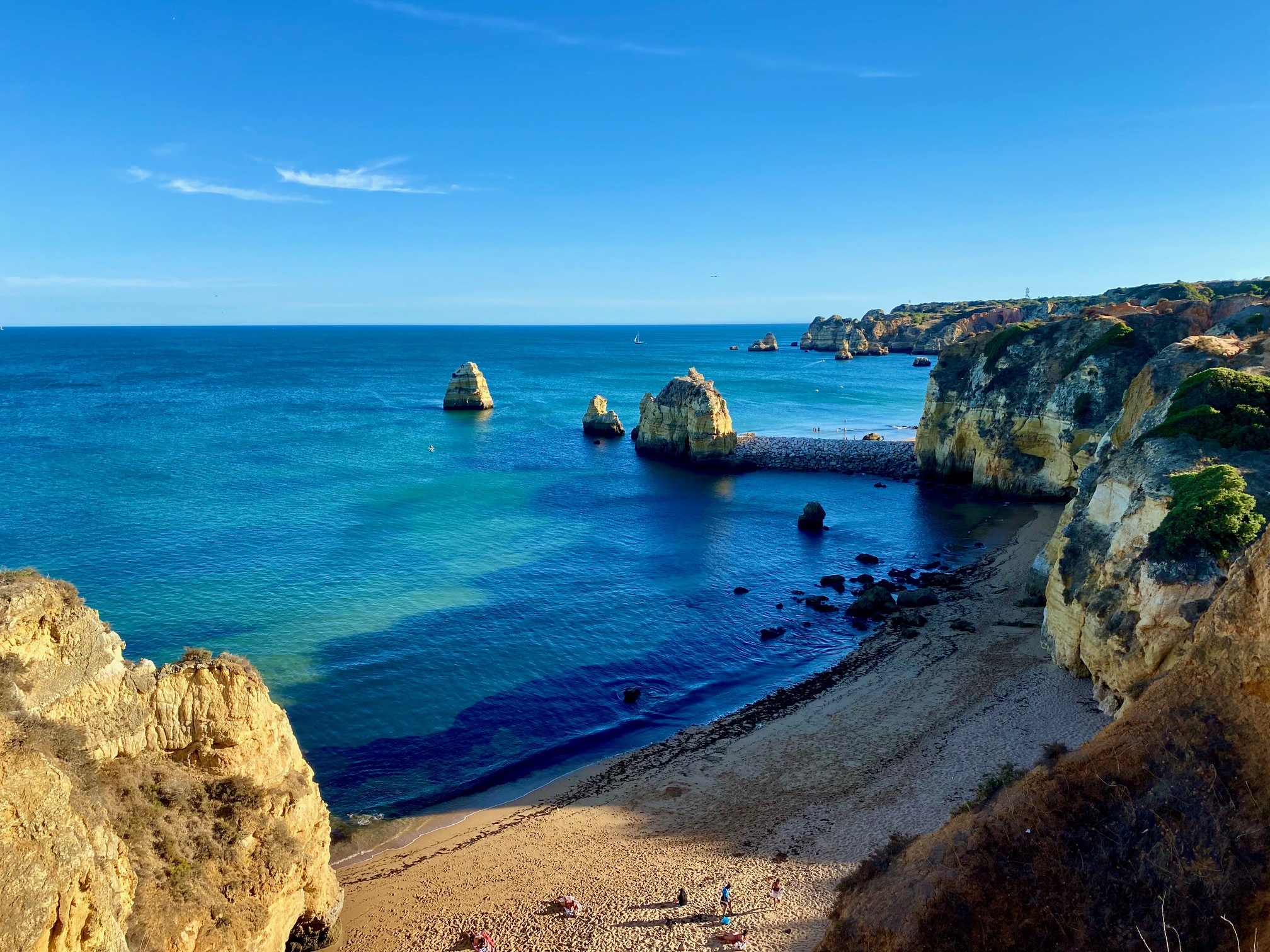 Lagos, Faro, Portugal – Day 4 (Move from Portimao to Lagos, New Apartment, Qwazi Burgers, and Beach Hike)