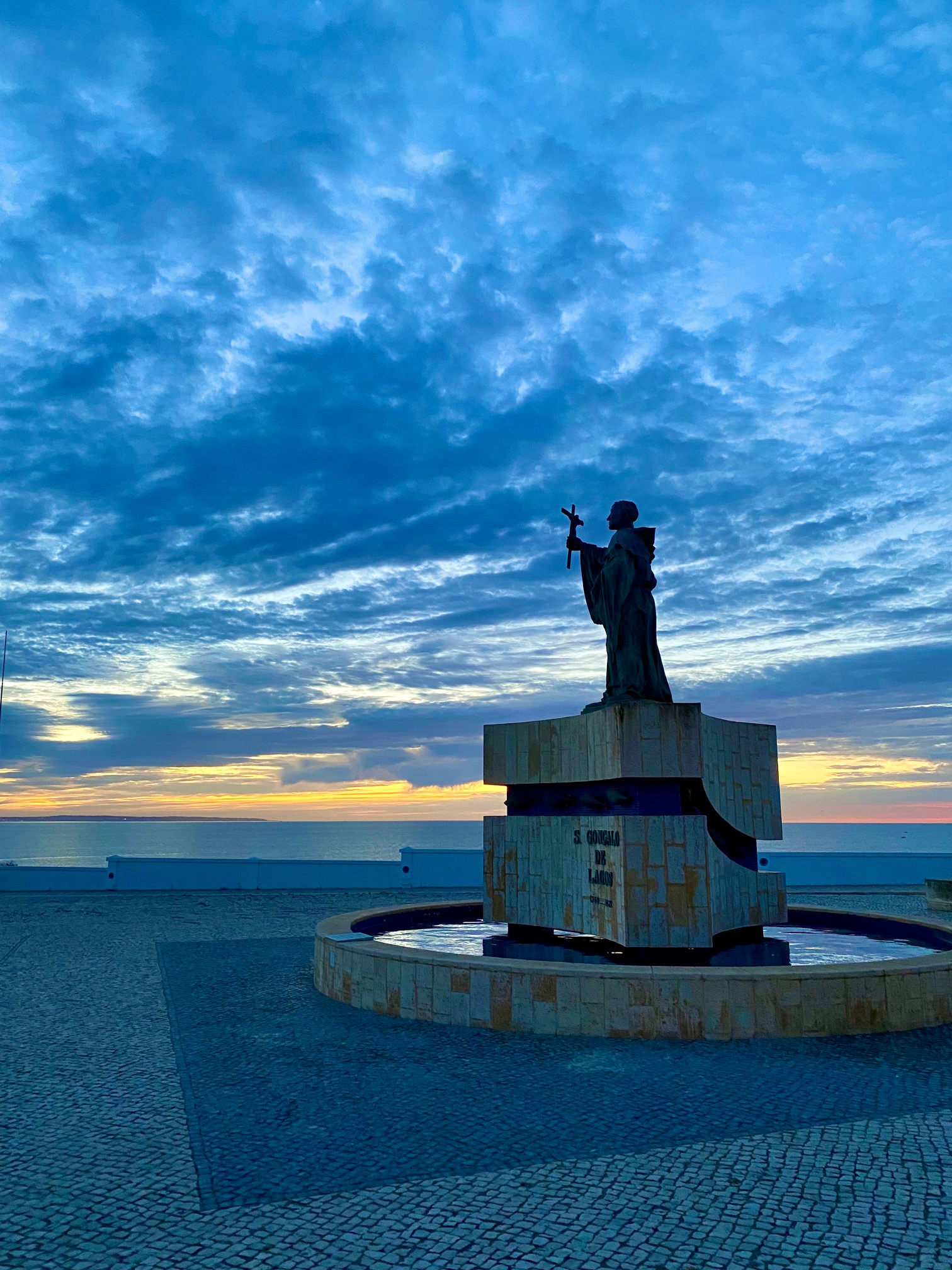 Lagos, Faro, Portugal – Day 6 (Morning Beach Run, Millennium Bank, and The Garden)